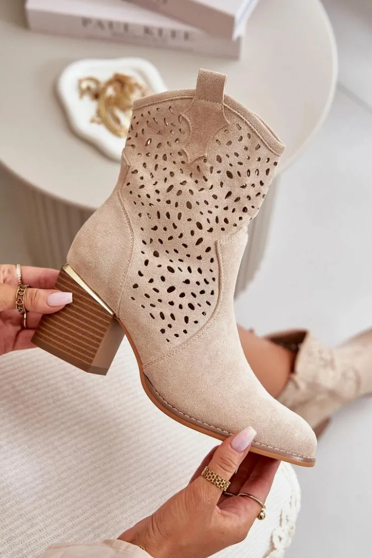 Discount Boto Ażurowe Botki Na Słupku Z Eko Zamszu Zapinane Na Zamek Beżowe Sevana