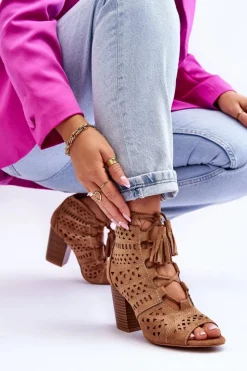 Damskie Boto Botki Ażurowe Na Obcasie Camel Letya