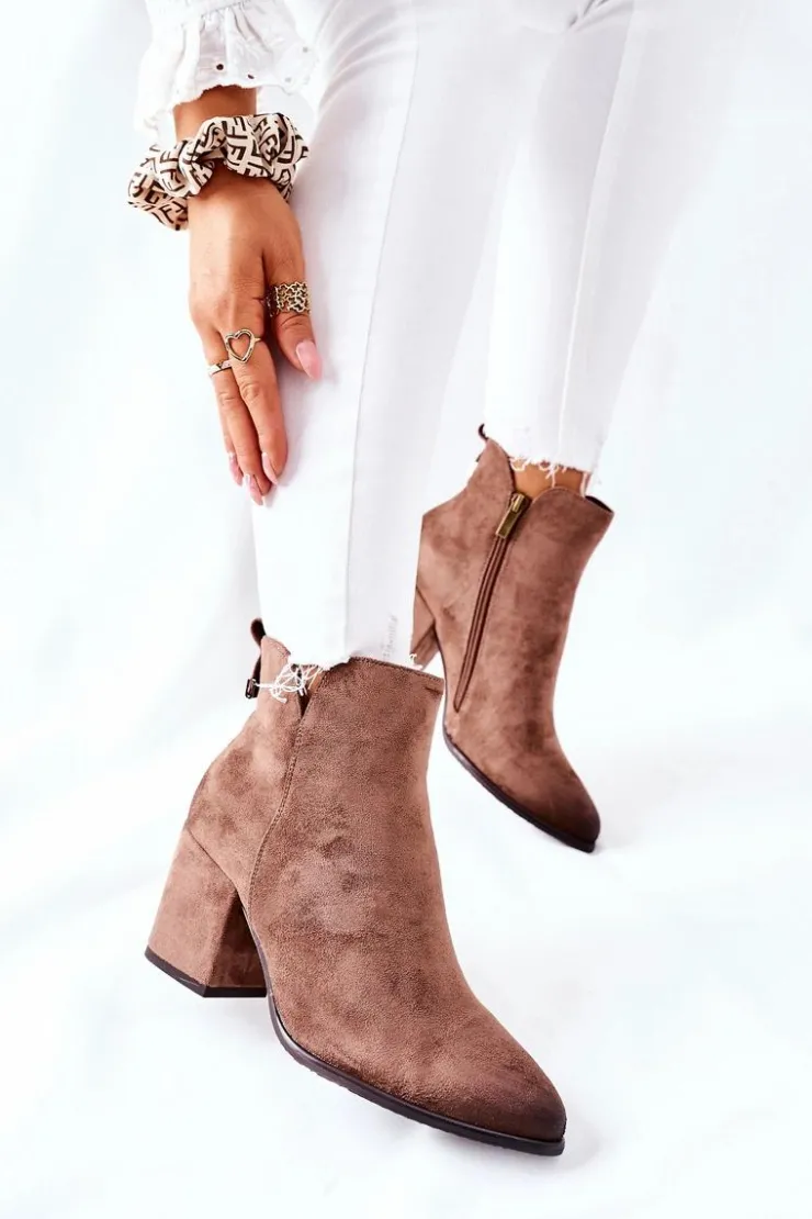 Damskie Buty damskie Vinceza Botki Damskie Na Słupku Zamszowe Beżowe Carrick