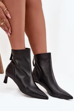 Outlet Damskie buty S.Barski Botki Damskie Z Naturalnej Skóry Na Obcasie D&A CR52-661 Czarne Czarny