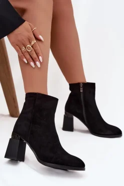 Damskie D&A Botki Damskie Z Naturalnego Zamszu Na Słupku Ocieplane CR52-718 Czarne