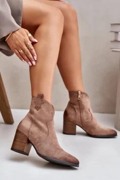 Damskie Buty damskie Vinceza Botki Kowbojki Na Słupku Ocieplane Z Eko Zamszu Vinceza 58345 Ciemnobeżowe