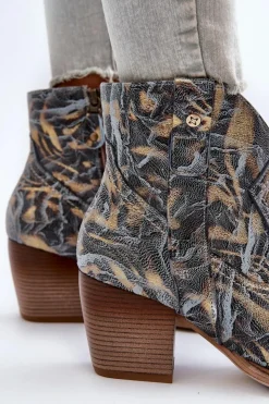 Outlet Maciejka Botki Kowbojki Skórzane Damskie Na Obcasie 05776-13 Niebieskie