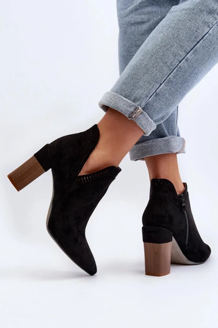 Discount Boto Botki Na Słupku Z Ażurowym Wzorem Czarne Vailen