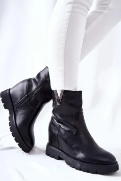 Boto Botki Na Koturnie|Czarne Botki*Botki Na Ukrytym Koturnie Z Emblematem Czarne Tivera