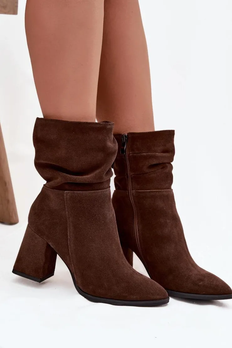 Damskie Zazoo Botki Z Naturalnego Zamszu Ocieplane Na Słupku Z Marszczeniem 4216 Czekoladowe
