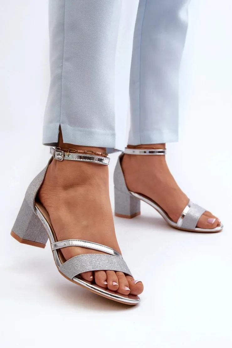 Buty damskie Vinceza Sandały Na Słupku|Sandały Na Obcasie*Brokatowe Sandały Damskie Na Niskim Słupku Srebrne Ploemis Srebrny