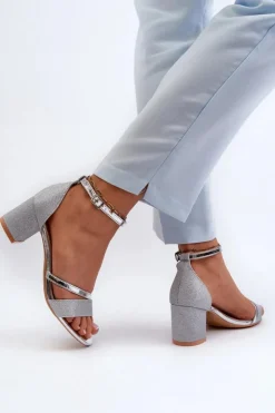 Buty damskie Vinceza Sandały Na Słupku|Sandały Na Obcasie*Brokatowe Sandały Damskie Na Niskim Słupku Srebrne Ploemis Srebrny