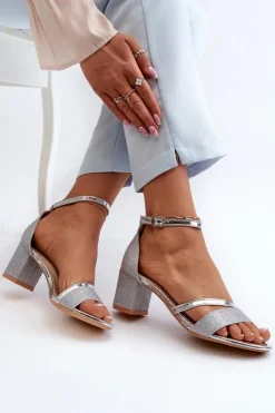 Buty damskie Vinceza Sandały Na Słupku|Sandały Na Obcasie*Brokatowe Sandały Damskie Na Niskim Słupku Srebrne Ploemis Srebrny