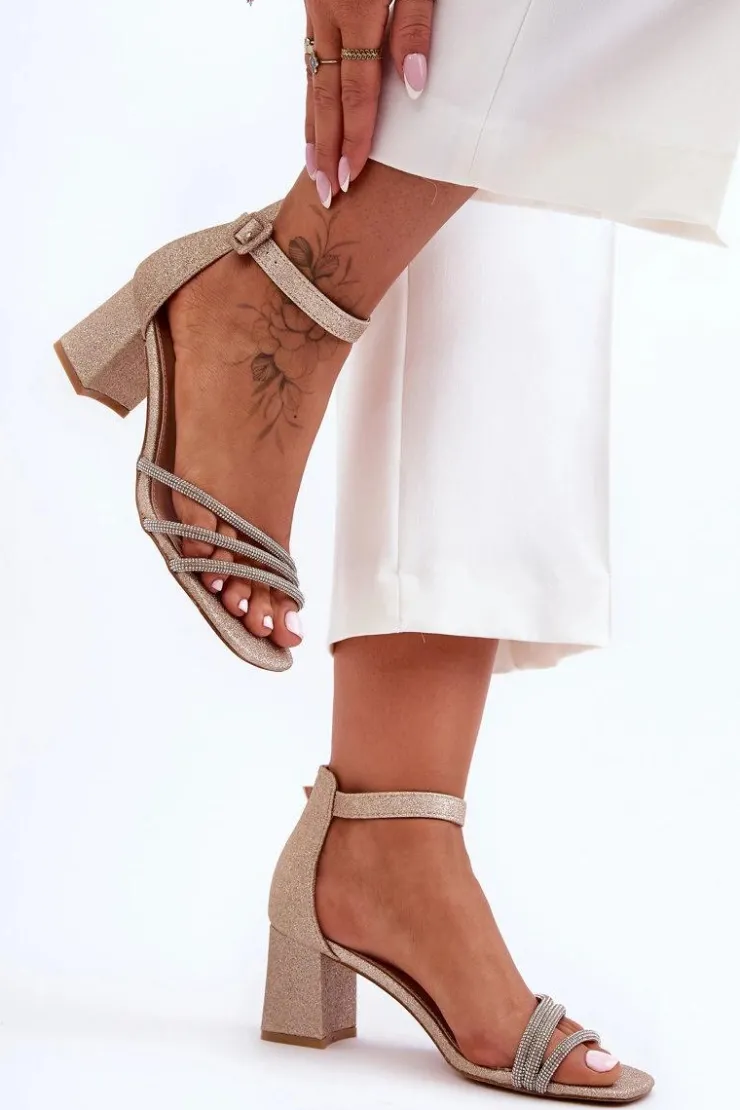 Boto Błyszczące Sandałki Na Obcasie Złote Enenor