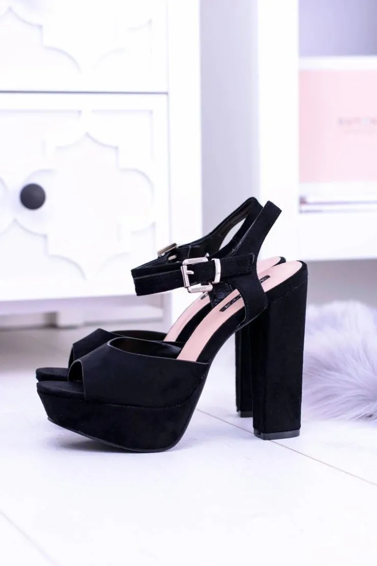 Best Boto Czarne Wysokie Zamszowe Sandałki na Słupku Gertigo