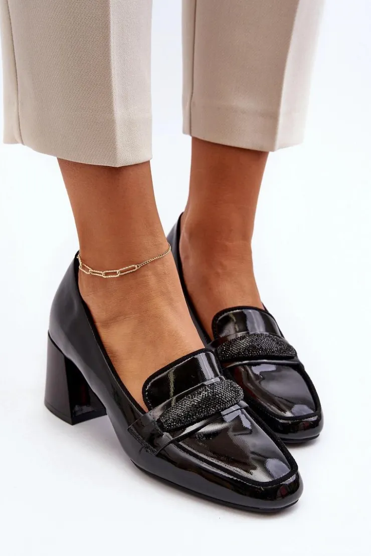 Discount Buty damskie Vinceza Czółenka Lakierowane Z Ozdobą Czarne Samassa