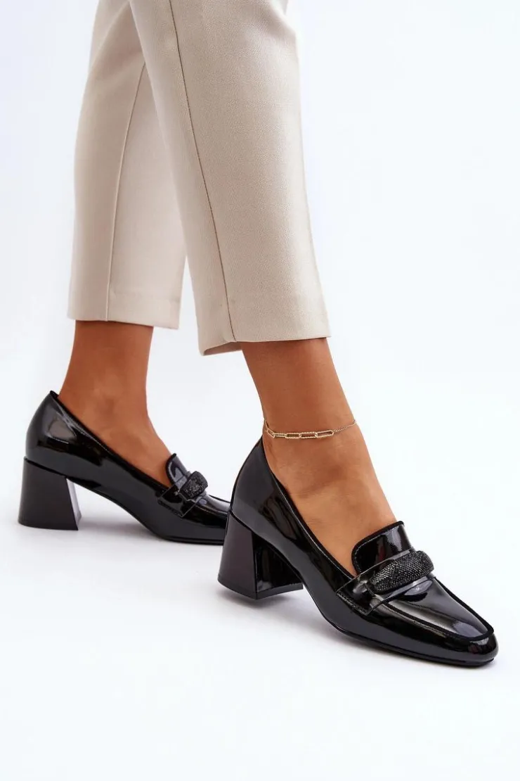 Discount Buty damskie Vinceza Czółenka Lakierowane Z Ozdobą Czarne Samassa