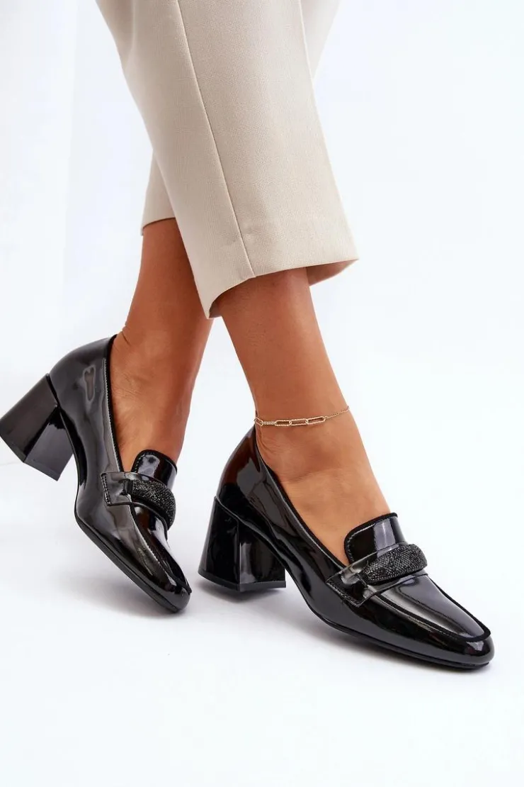 Discount Buty damskie Vinceza Czółenka Lakierowane Z Ozdobą Czarne Samassa