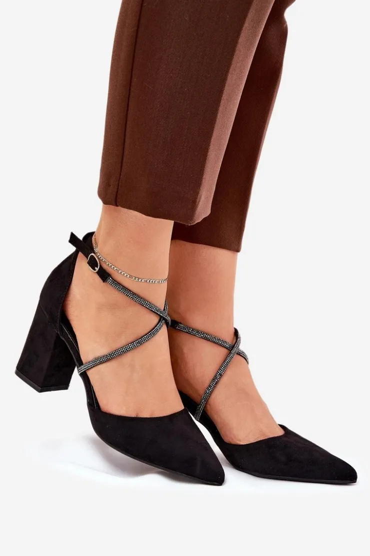 Hot Boto Czółenka Ze Szpiczastymi Noskami I Zdobionymi Paseczkami Na Słupku Czarne Verithas