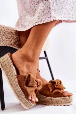 Outlet Boto Damskie Klapki Na Koturnie Z Kokardą Brązowe Tayla