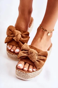 Outlet Boto Damskie Klapki Na Koturnie Z Kokardą Brązowe Tayla