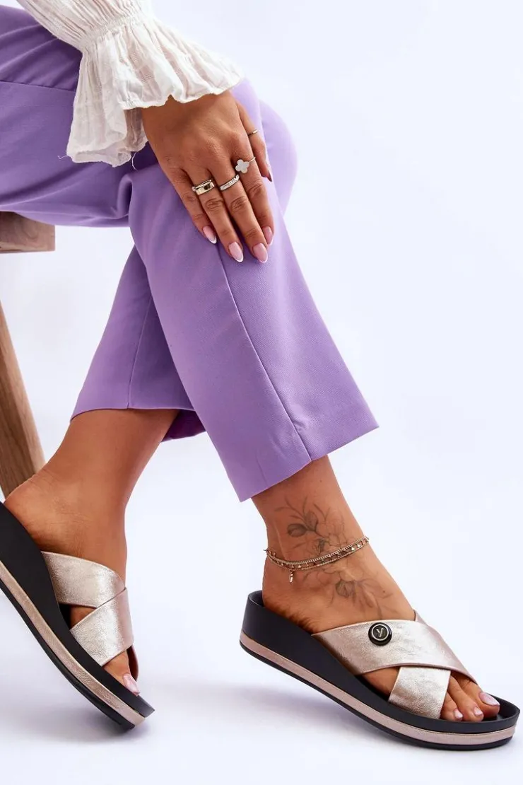 Sale Buty damskie Vinceza Damskie Klapki Na Platformie Z Ozdobą Złote Brooklyn