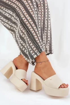 New Boto Damskie Klapki Z Eko Skóry Na Słupku I Platformie Jasnobeżowe Tamirella Beżowy