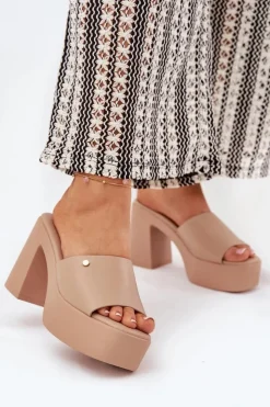 Damskie Boto Damskie Klapki Z Eko Skóry Na Słupku I Platformie Khaki Tamirella