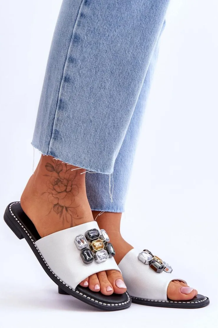 Damskie buty S.Barski Klapki Damskie Klasyczne*Damskie Klapki Z Kamieniami S.Barski KV-2775-31 Biało-Srebrne