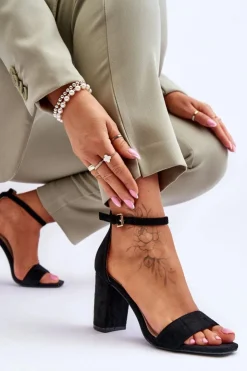 Damskie Evento Damskie Klasyczne Zamszowe Sandały Czarne Passo