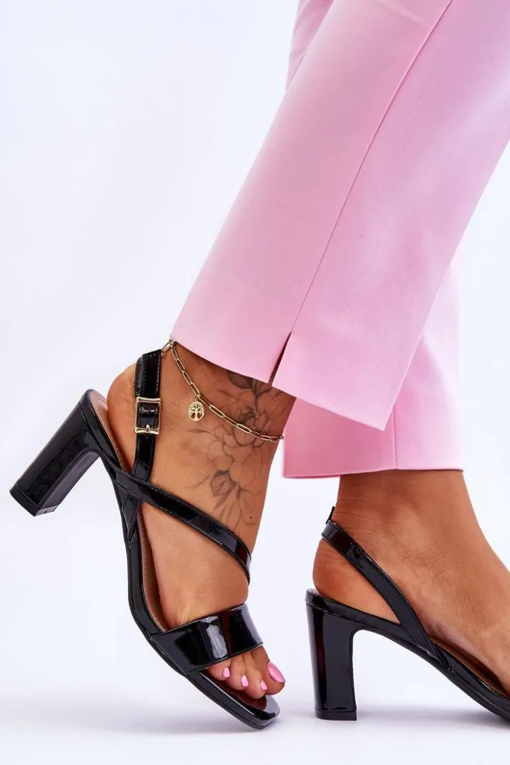 New Evento Damskie Lakierowane Sandały Na Słupku Czarne Carrie Czarny