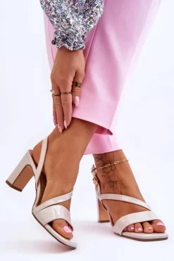Evento Sandały Na Słupku|Sandały Na Obcasie*Damskie Lakierowane Sandały Na Słupku Beżowe Carrie