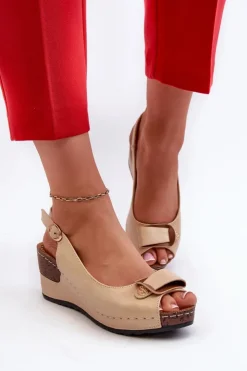 Damskie Evento Damskie Lekkie Sandały Na Koturnie Comfort Shoes Beżowe Efravia