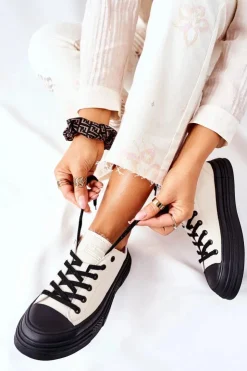 Damskie GOE Damskie Ocieplane Trampki II2N4036 Białe