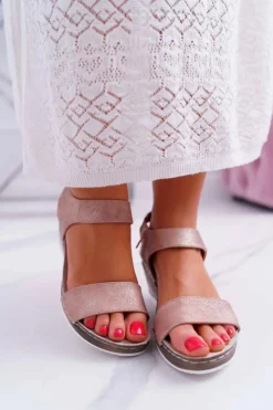 Sale Buty damskie Vinceza Damskie Sandały na Koturnie Różowe Złoto Gerdro