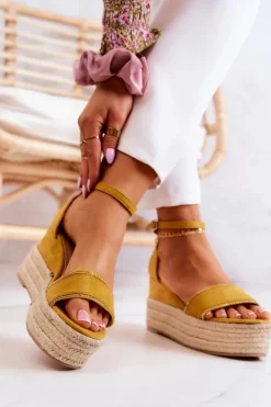 Boto Sandały Na Koturnie*Damskie Sandały Na Koturnie Z Cyrkoniami Żółte Linette