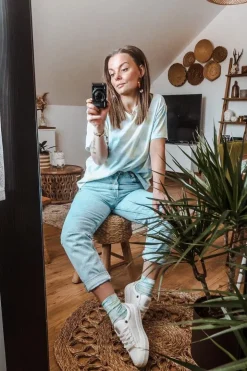 Big Star Shoes Trampki Damskie Big Star|Trampki Damskie Niskie*Damskie Skórzane Tenisówki Logowana Podeszwa Big Star GG274194 Białe