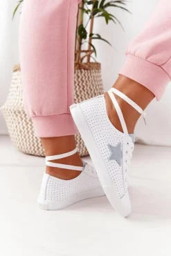 Big Star Shoes Damskie Skórzane Trampki Z Gwiazdą BIG STAR DD274692 Biało-Niebieskie