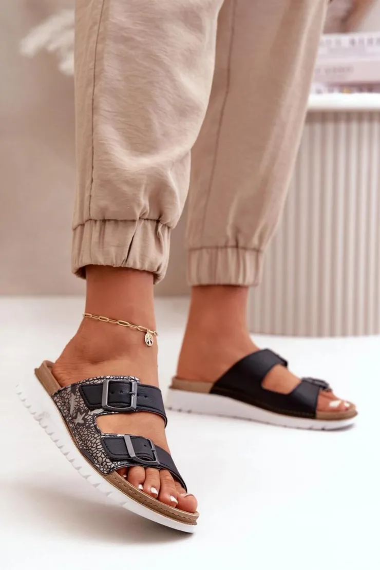 INBLU Klapki Damskie Klasyczne*Damskie Wygodne Klapki Z Klamrami CN000033 Czarne Czarny