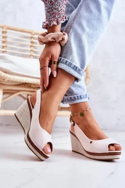 Damskie Boto Damskie Wygodne Sandały Na Koturnie Beżowe Thallas