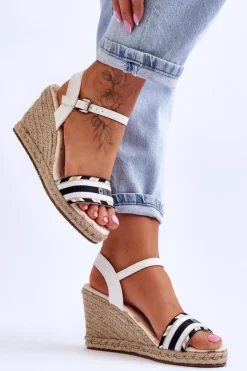 Damskie Big Star Shoes Damskie Wygodne Sandały Na Koturnie Big Star LL274878 Białe