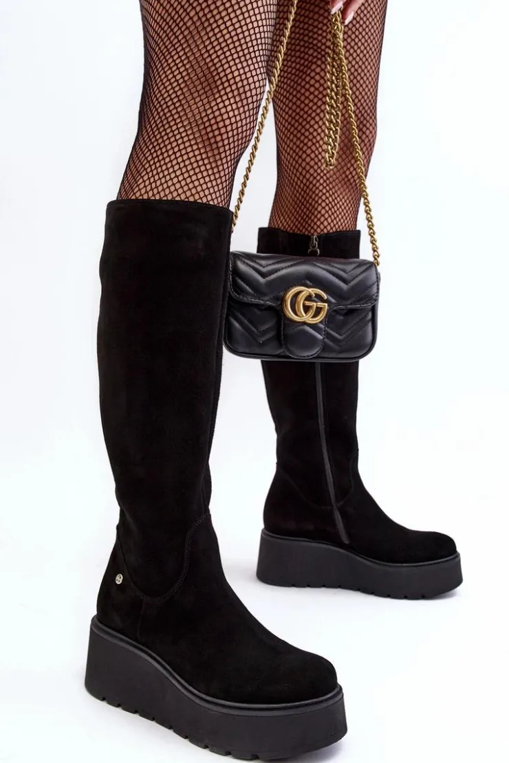 Damskie Maciejka Damskie Zamszowe Kozaki Na Koturnie 05767-01 Czarne