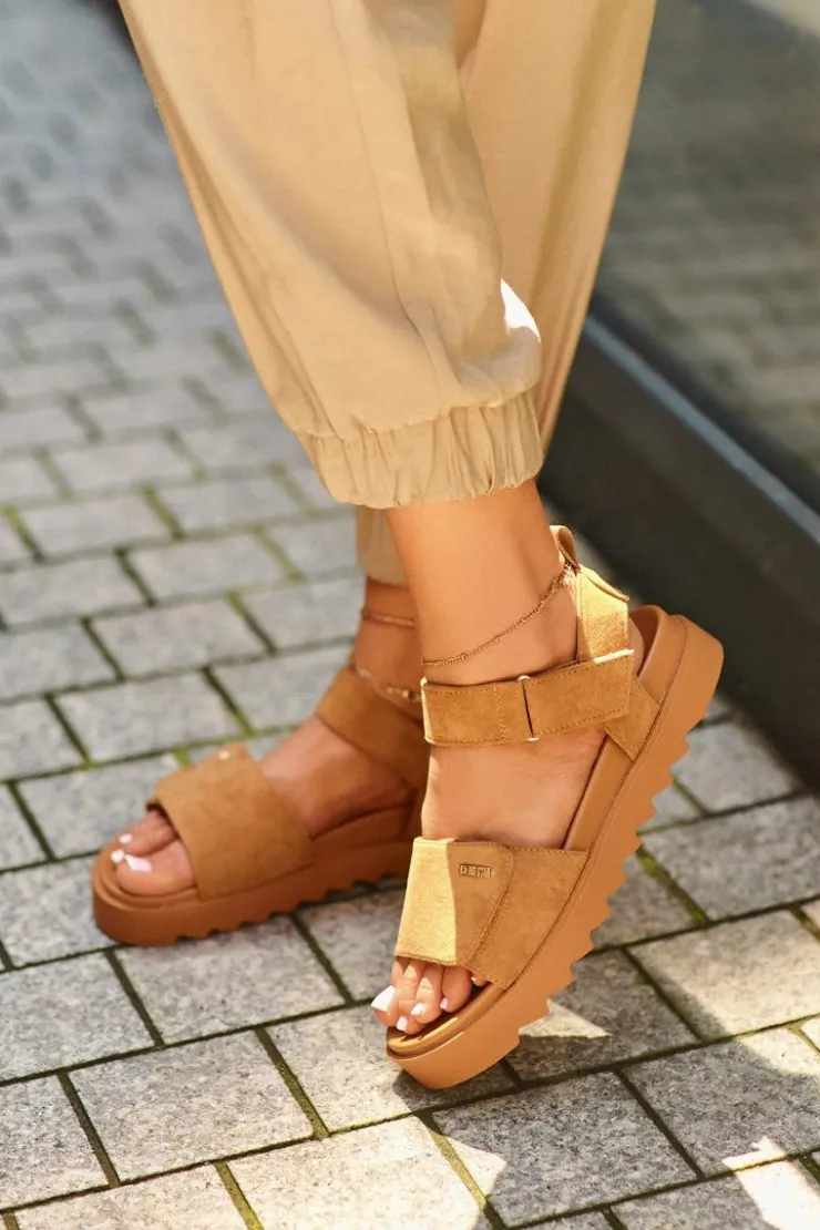 Damskie Big Star Shoes Damskie Zamszowe Sandały Na Platformie Big Star NN274705 Brązowe