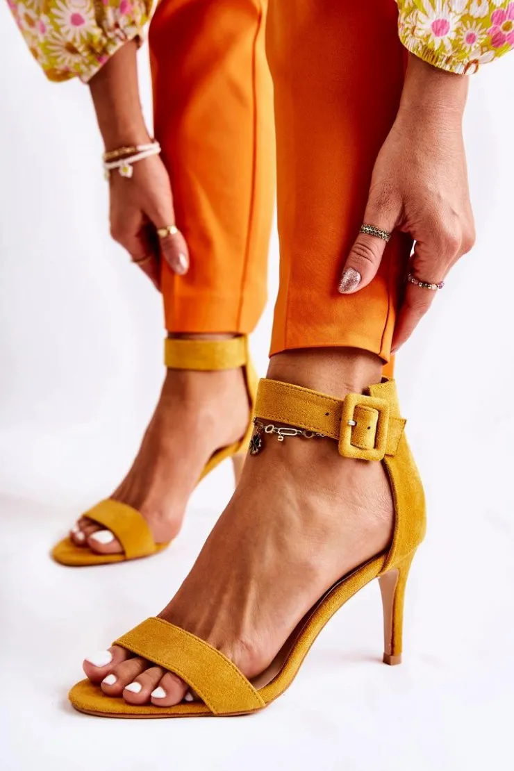 Outlet Boto Damskie Zamszowe Sandały Na Szpilce Żółte Marconi