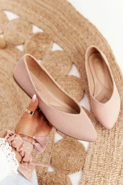 Buty damskie Vinceza Delikatne Baleriny W Szpic Vinceza 2209 Różowe