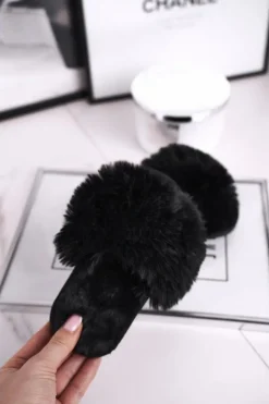 Damskie Boto Dziecięce Papcie Klapki z Futerkiem Czarne Snow Ball