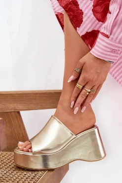 Damskie Boto Eko Skórzane Klapki Damskie Na Platformie I Koturnie Złote Kisoffi