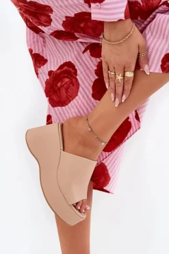 Online Boto Eko Skórzane Klapki Damskie Na Platformie I Koturnie Beżowe Kisoffi Beżowy