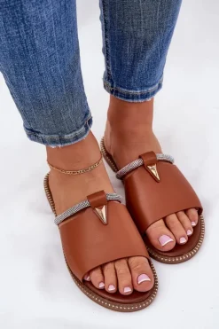 Boto Eko Skórzane Klapki Na Płaskim Obcasie Z Ozdobnym Paseczkiem Camel Hirtewi