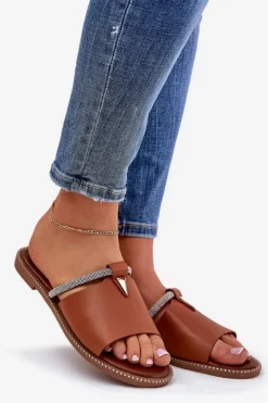 Boto Eko Skórzane Klapki Na Płaskim Obcasie Z Ozdobnym Paseczkiem Camel Hirtewi