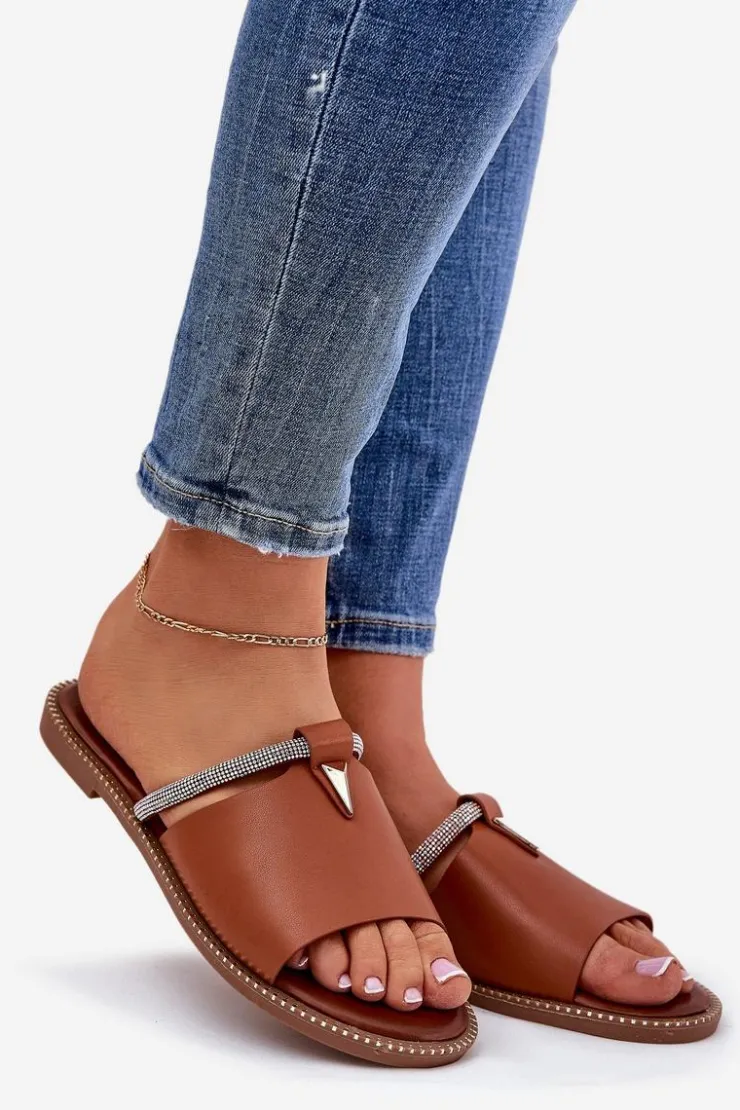 Boto Eko Skórzane Klapki Na Płaskim Obcasie Z Ozdobnym Paseczkiem Camel Hirtewi