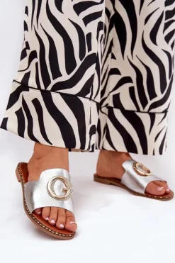 Sale Boto Eko Skórzane Płaskie Klapki Damskie Z Ozdobnym Detalem Srebrne Frelie Szary