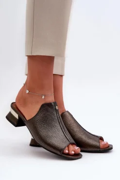 Discount Maciejka Eleganckie Klapki Damskie Ze Skóry Naturalnej Na Niskim Obcasie 06360-20 Grafitowe