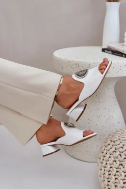 New Boto Eleganckie Klapki Damskie Na Niskim Obcasie Z Ozdobą Białe Feledis